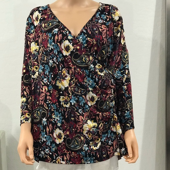 Dress Barn Tops - NWT Plus Size Floral Print V Neck Wrap Blouse
